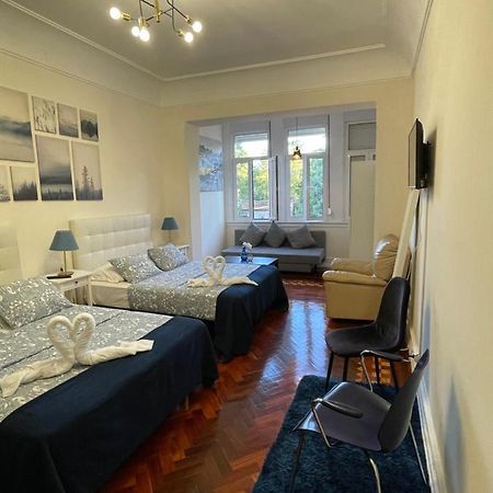 Blue Bairro Guesthouse ลิสบอน ภายนอก รูปภาพ