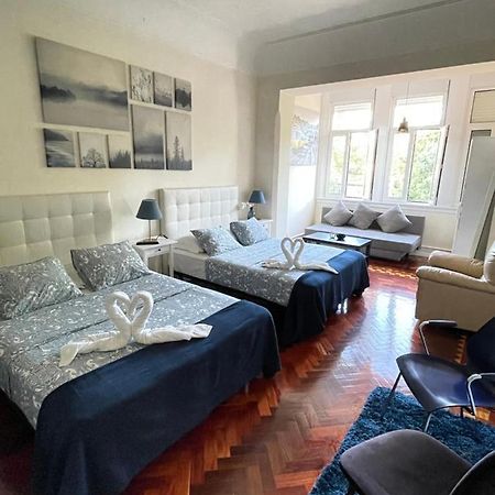 Blue Bairro Guesthouse ลิสบอน ภายนอก รูปภาพ