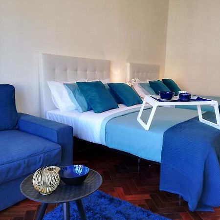 Blue Bairro Guesthouse ลิสบอน ภายนอก รูปภาพ