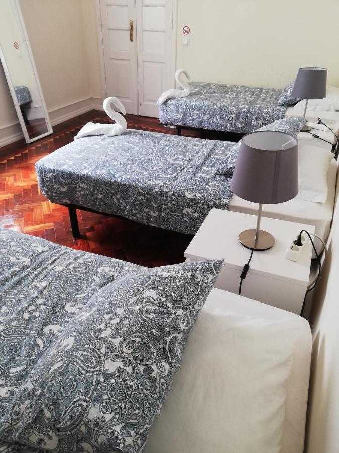 Blue Bairro Guesthouse ลิสบอน ภายนอก รูปภาพ