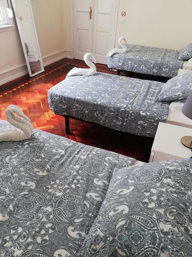 Blue Bairro Guesthouse ลิสบอน ภายนอก รูปภาพ