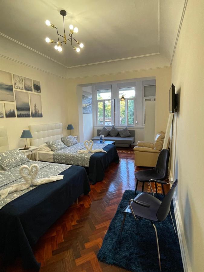 Blue Bairro Guesthouse ลิสบอน ภายนอก รูปภาพ
