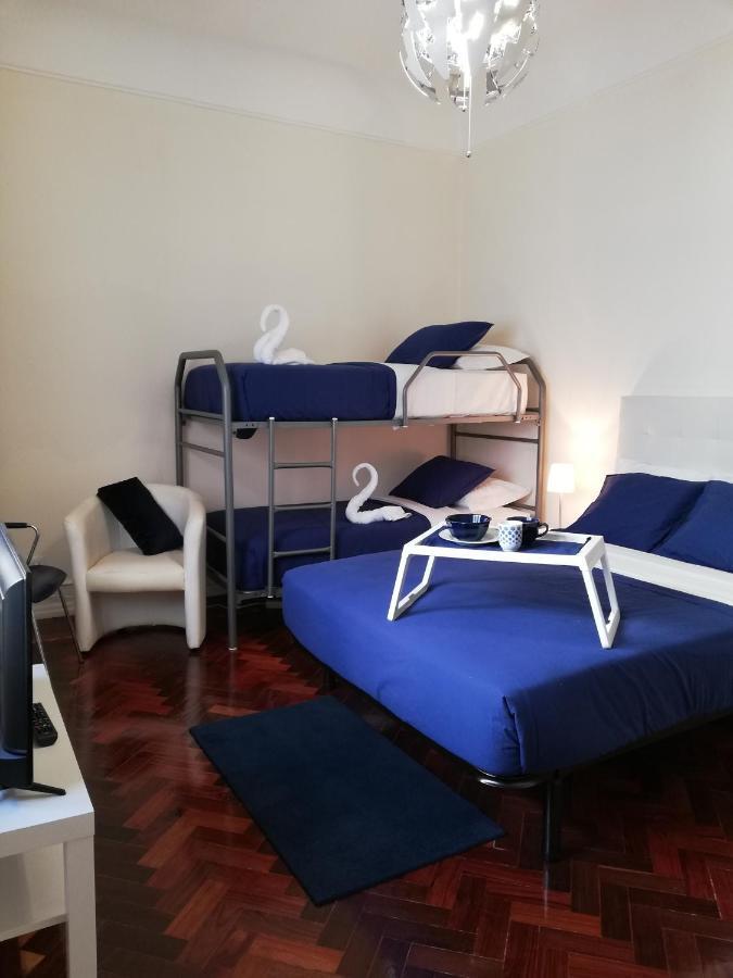 Blue Bairro Guesthouse ลิสบอน ภายนอก รูปภาพ