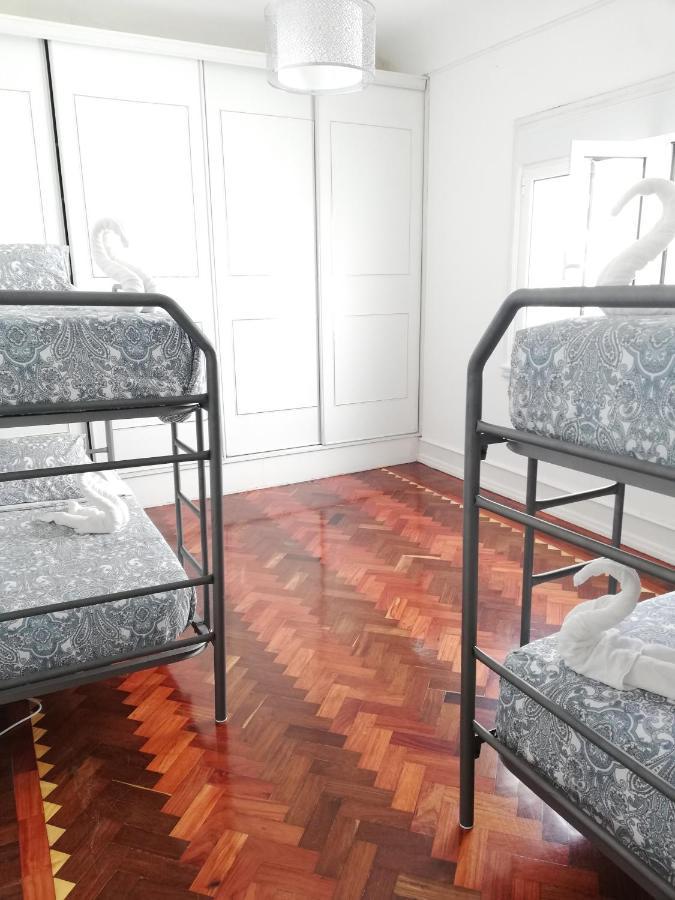 Blue Bairro Guesthouse ลิสบอน ภายนอก รูปภาพ