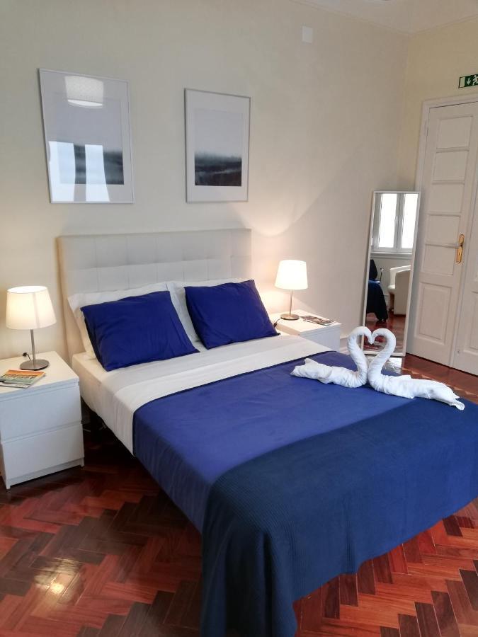 Blue Bairro Guesthouse ลิสบอน ภายนอก รูปภาพ