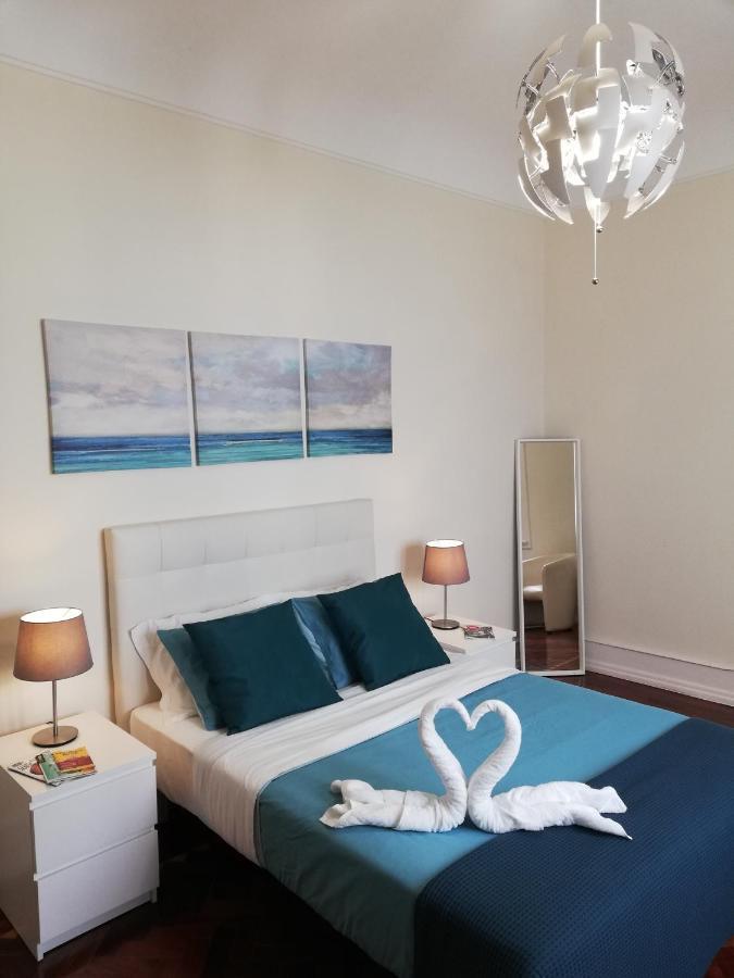 Blue Bairro Guesthouse ลิสบอน ภายนอก รูปภาพ